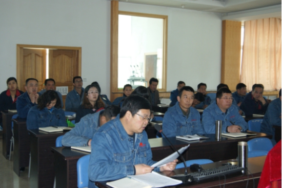 物產(chǎn)工投公司黨委舉行2017年第三次黨員干部政治學(xué)習培訓(xùn)